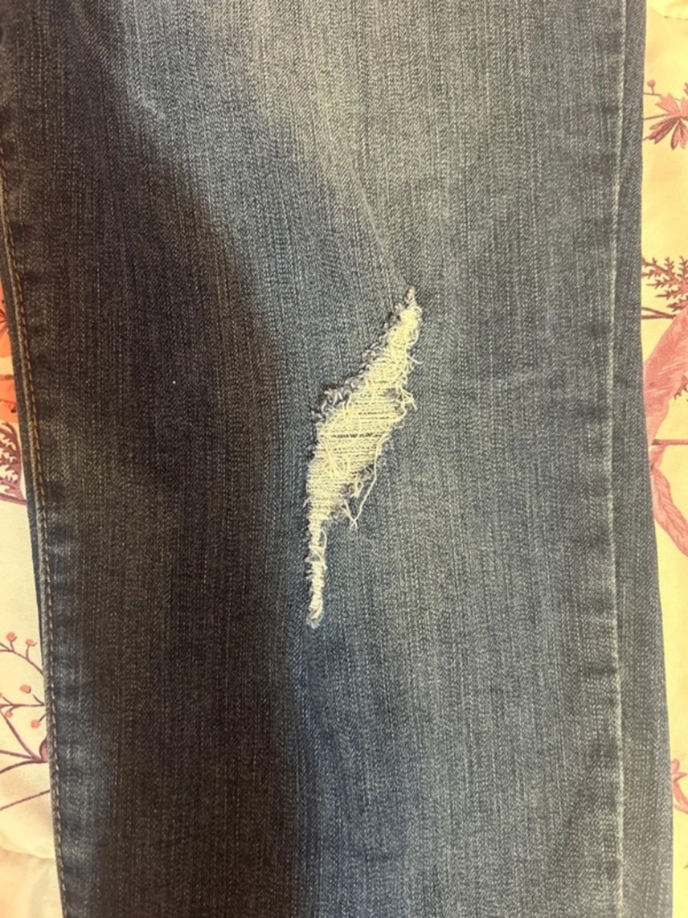 1822 Denim Blue Medium Wash Distressed Fringe Tulip Hem Hippie Jeans Sz. 16 - Picture 5 of 8
